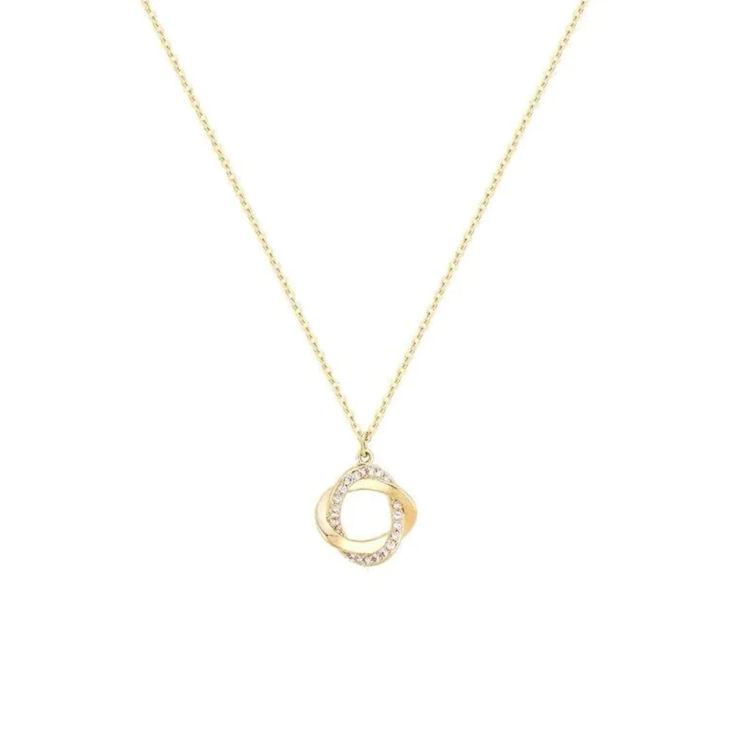 Ever Elegant Clavicle Necklace